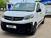 VAUXHALL VIVARO